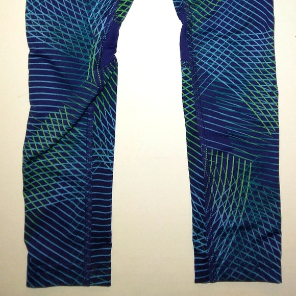 NWT☆ALL IN MOTION☆Boy's Moisture Wicking/Ventilated Fitted Athletic Tights - Picture 13 of 13